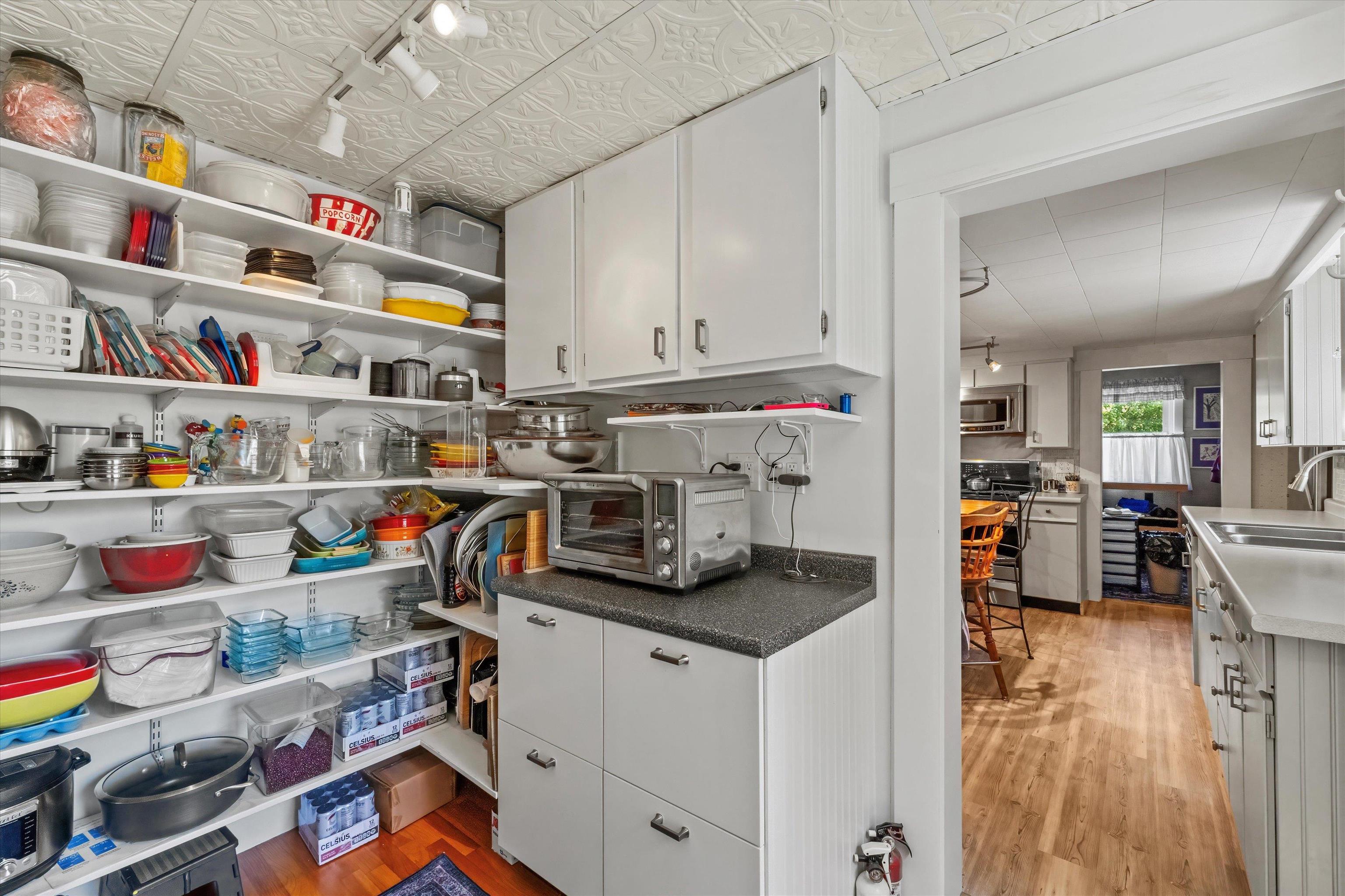 1041 Bridge Street Manchester, NH 03104 - Photo 8 of 50