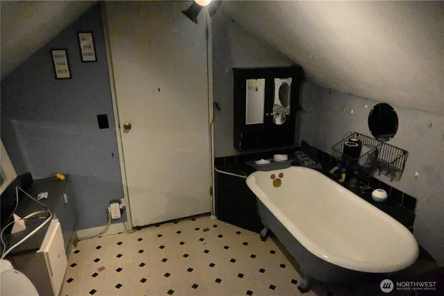 $425,000 | 937 Pearl Street, Bremerton, WA 98310