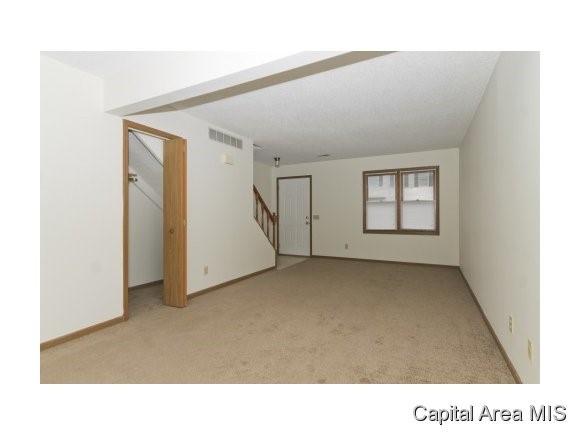 738 Rickard Road Springfield, IL 62704 - Photo 8 of 16 Gallery Image 8