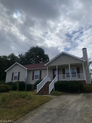 $1,850 | 1650 Hill Court, Winston-Salem, NC 27107