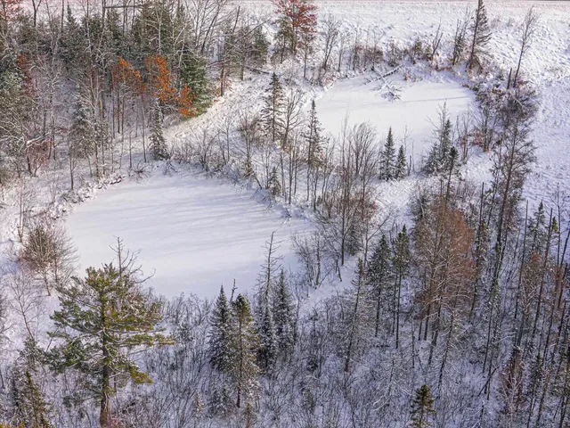 $249,900 | Clearview Court, Hazelhurst, WI 54531