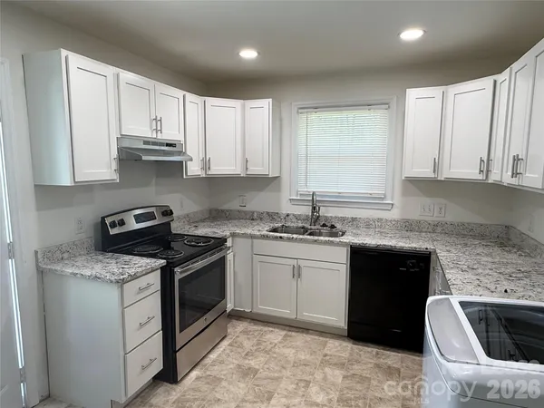 $1,595 | 4629 Cinderella Road, Charlotte, NC 28213