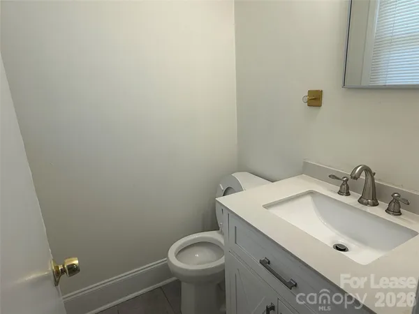 $1,595 | 4629 Cinderella Road, Charlotte, NC 28213