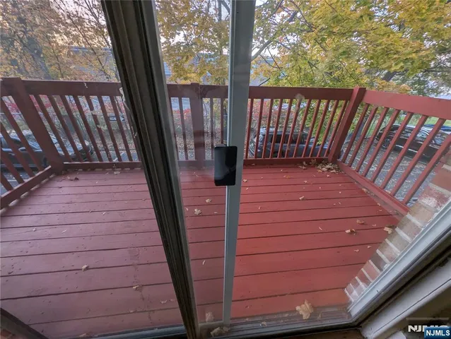 $2,525 | 456 Grand Avenue, Unit 5A, Leonia, NJ 07605