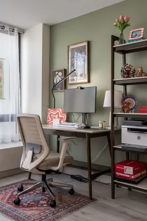 $2,700 | 2800 North Lake Shore Drive, Unit 715, Chicago, IL 60657