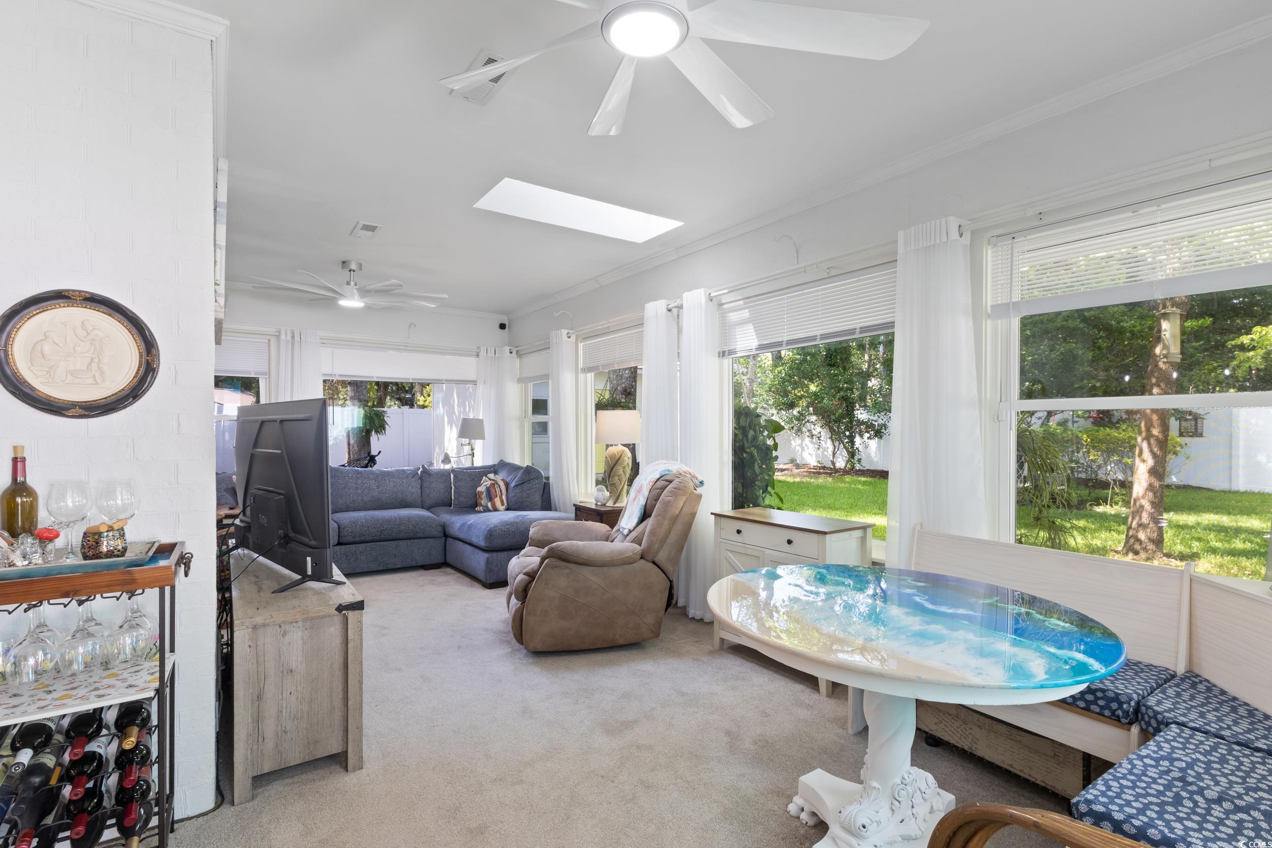 815 Tillson Road North Myrtle Beach, SC 29582 - Photo 12 of 39 Sunroom / solarium with a skylight
