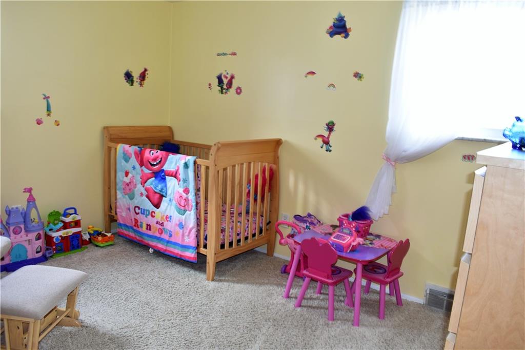 5095 Raintree Drive Pittsburgh, PA 15236 - Photo 14 of 25 Gallery Image 14