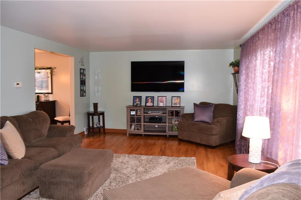 5095 Raintree Drive Pittsburgh, PA 15236 - Photo 9 of 25 Gallery Image 9