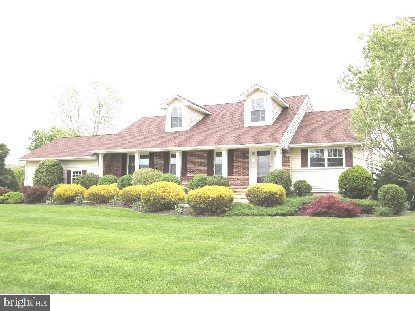 330 Eayrestown Road Southampton, NJ 08088 - Photo 2 of 25