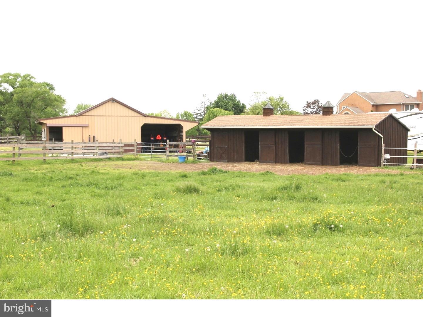 330 Eayrestown Road Southampton, NJ 08088 - Photo 24 of 25 Barn