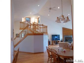 5601 Cardinal Drive Waterloo, IL 62298 - Photo 3 of 22 Gallery Image 3