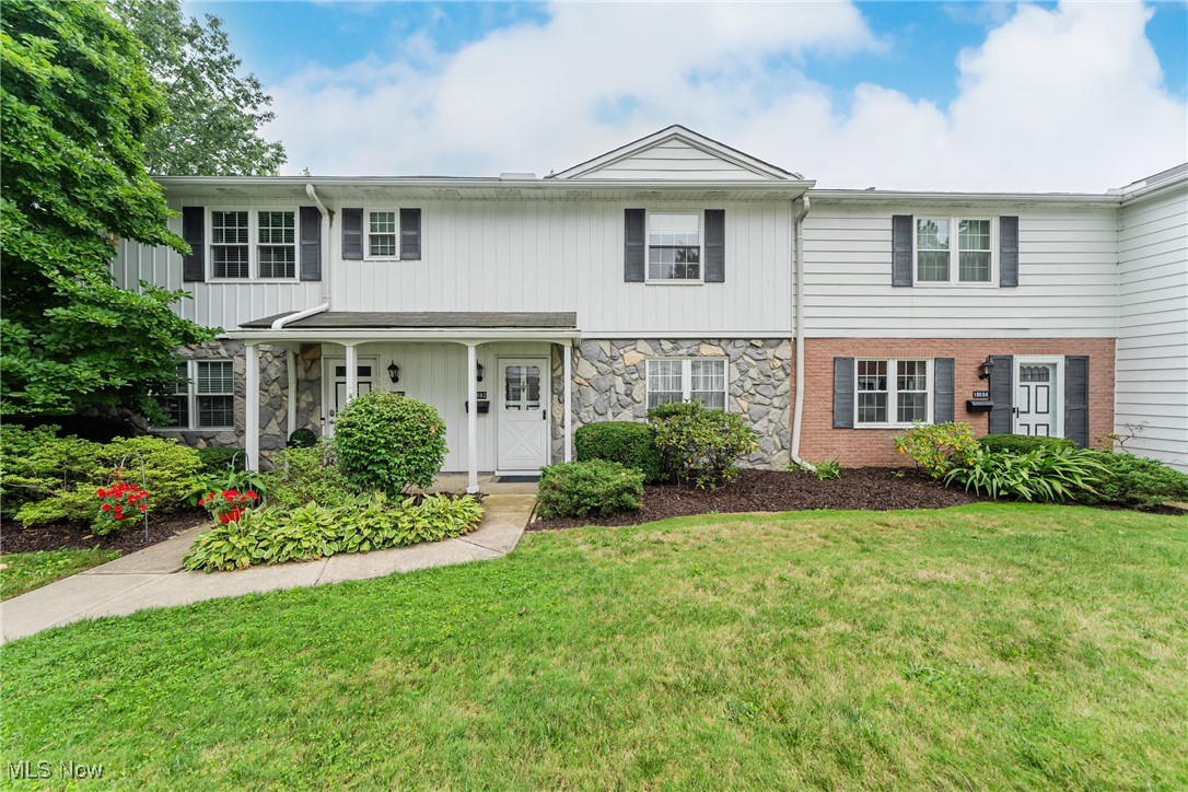 19692 Lorain Road Cleveland, OH 44126 - Photo 1 of 22 WELCOME HOME!