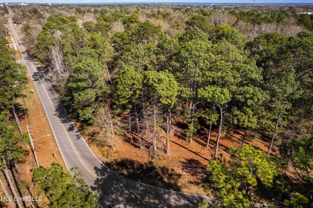 $224,900 | 1906 South 28th Ave Ext., Hattiesburg, MS 39402