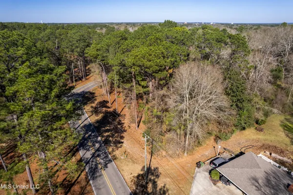 $224,900 | 1906 South 28th Ave Ext., Hattiesburg, MS 39402