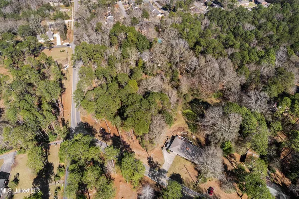 $224,900 | 1906 South 28th Ave Ext., Hattiesburg, MS 39402