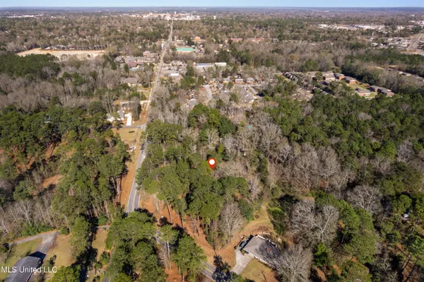 $224,900 | 1906 South 28th Ave Ext., Hattiesburg, MS 39402