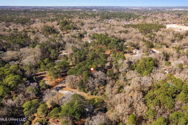 $224,900 | 1906 South 28th Ave Ext., Hattiesburg, MS 39402