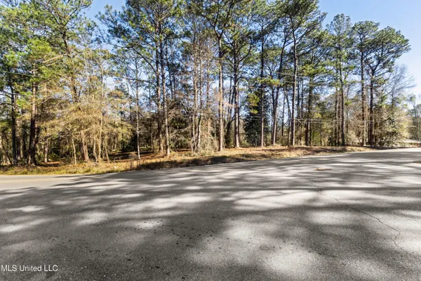 $224,900 | 1906 South 28th Ave Ext., Hattiesburg, MS 39402