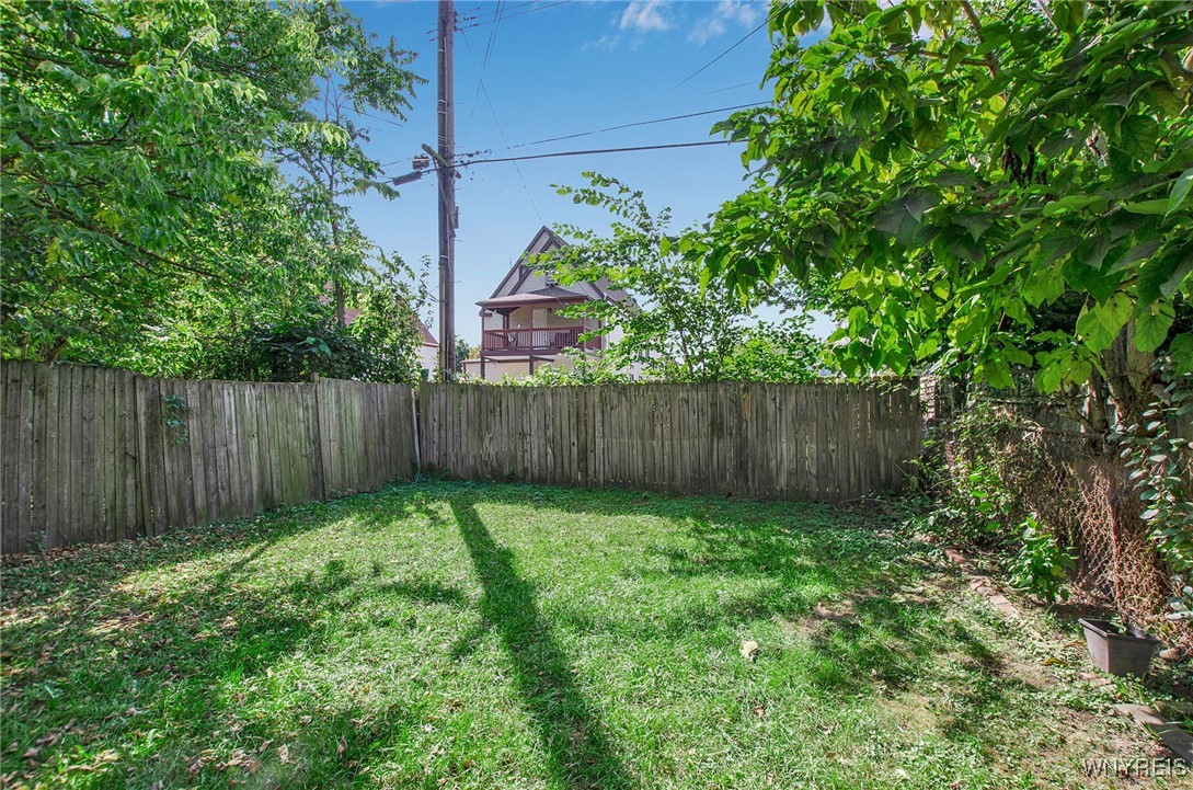 116 19th Street Buffalo, NY 14213 - Photo 25 of 25 Backyard