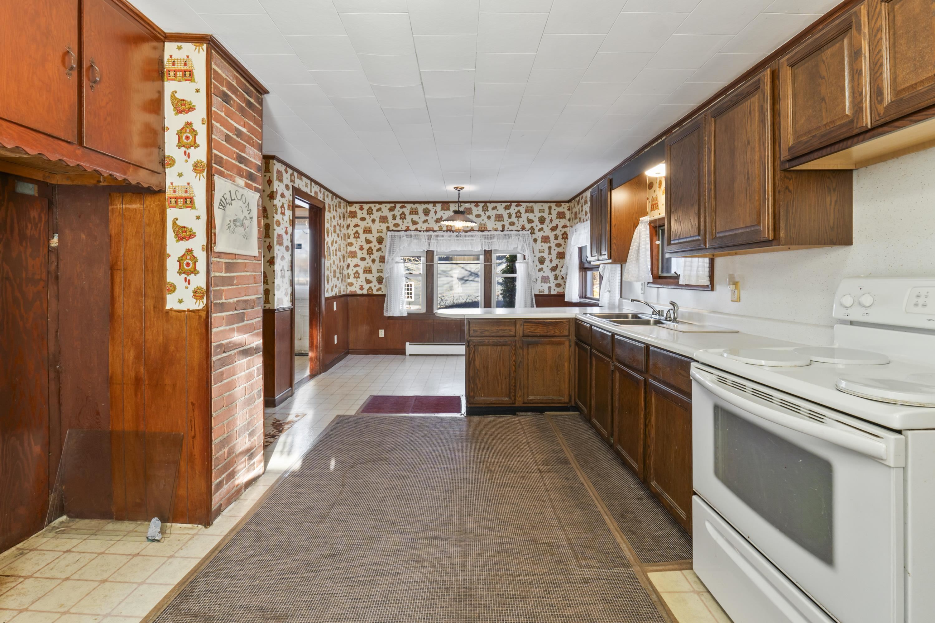 527 Rollins Road Rollinsford, NH 03869 - Photo 16 of 45