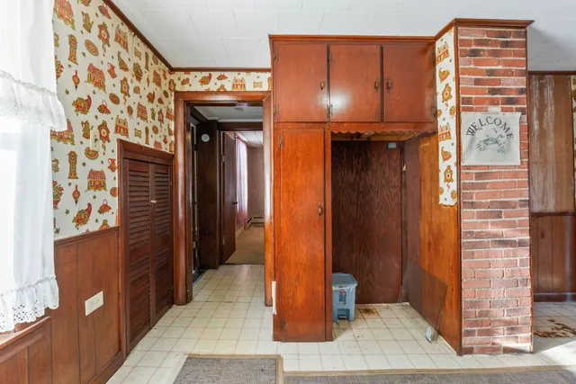 $329,000 | 527 Rollins Road, Rollinsford, NH 03869