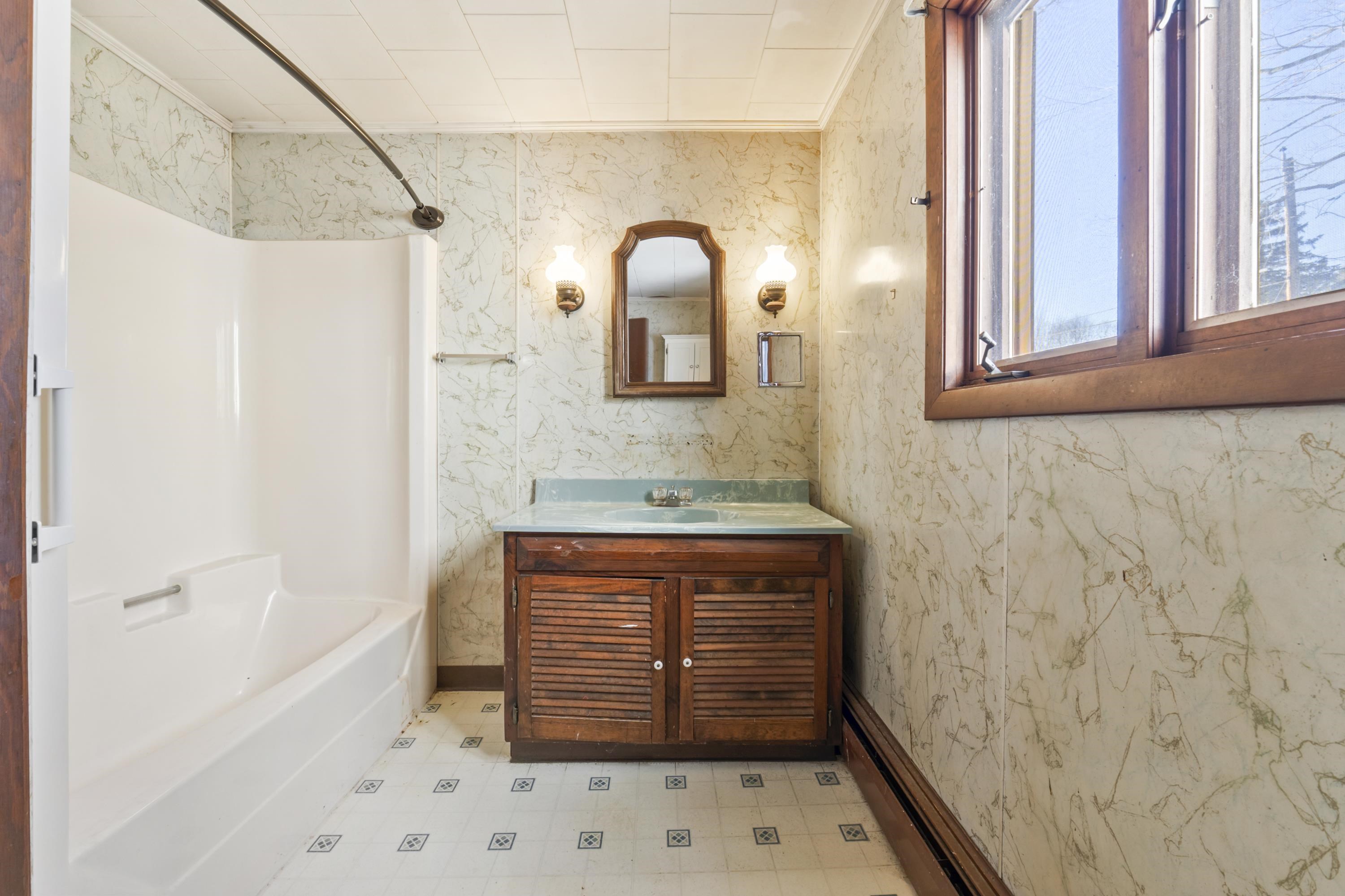 527 Rollins Road Rollinsford, NH 03869 - Photo 22 of 45