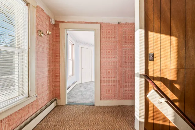 $329,000 | 527 Rollins Road, Rollinsford, NH 03869