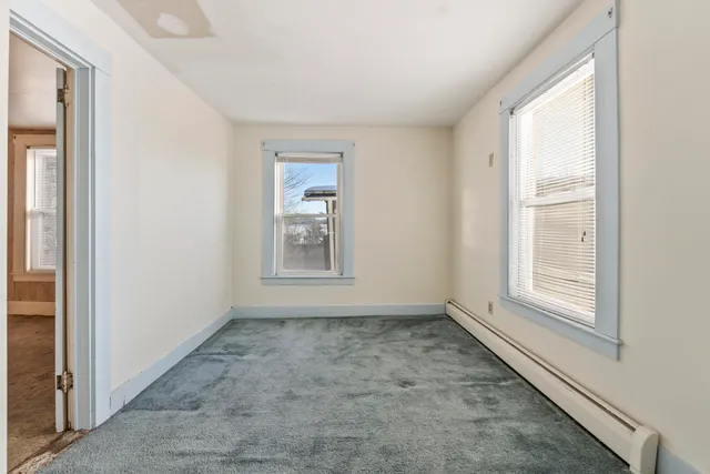 $329,000 | 527 Rollins Road, Rollinsford, NH 03869