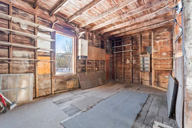 $329,000 | 527 Rollins Road, Rollinsford, NH 03869