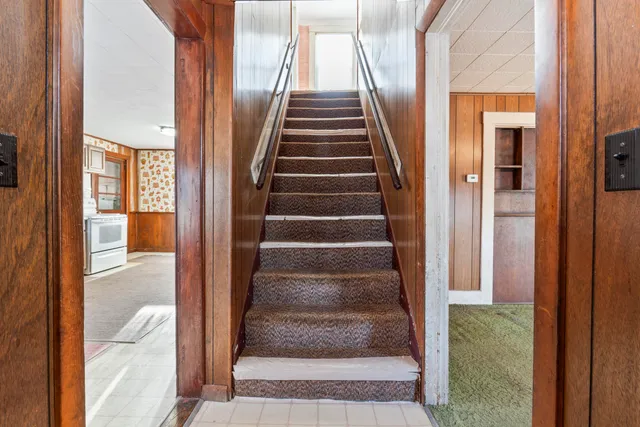 $329,000 | 527 Rollins Road, Rollinsford, NH 03869