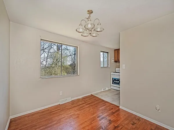 $180,000 | 118 Courtney Drive, Verona, PA 15147