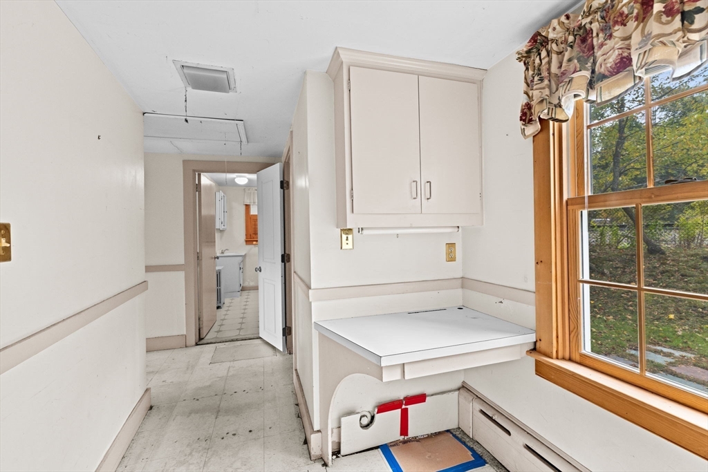 89 Ripley Road Cohasset, MA 02025 - Photo 11 of 23