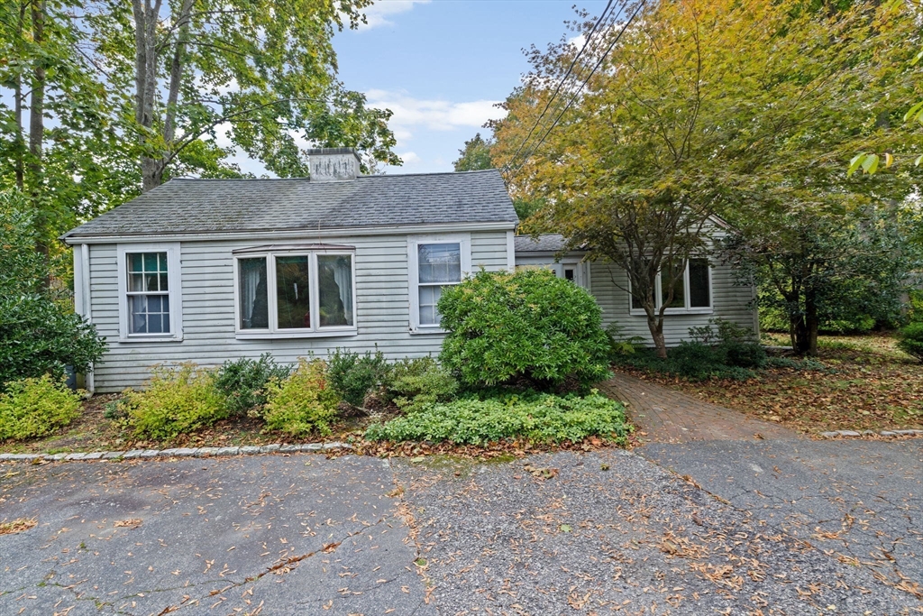 89 Ripley Road Cohasset, MA 02025 - Photo 16 of 23