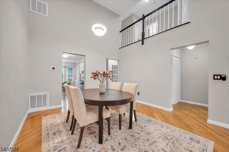 119 Choctaw Ridge Road Somerville, NJ 08876 - Photo 9 of 34