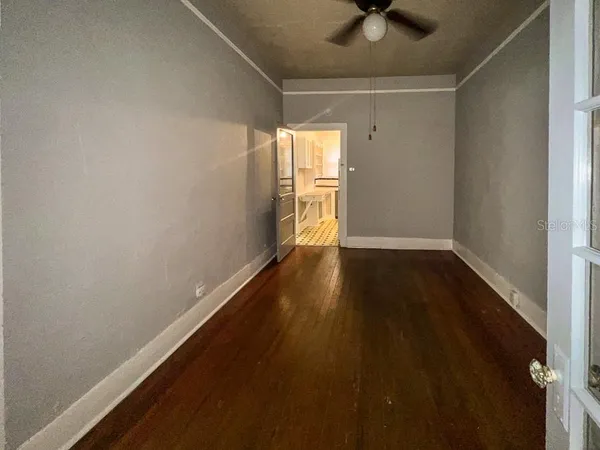 $1,200 | 312 Northeast 2nd Avenue, Unit W, Gainesville, FL 32601