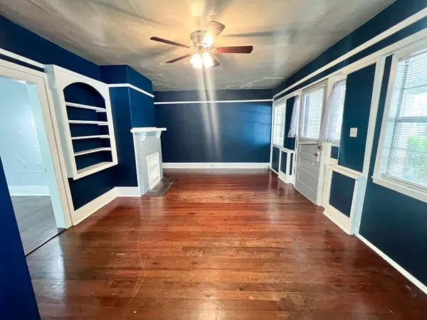 $1,200 | 312 Northeast 2nd Avenue, Unit W, Gainesville, FL 32601