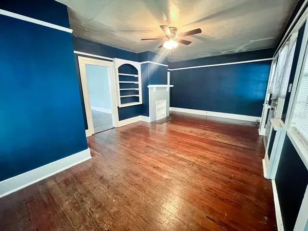 $1,200 | 312 Northeast 2nd Avenue, Unit W, Gainesville, FL 32601