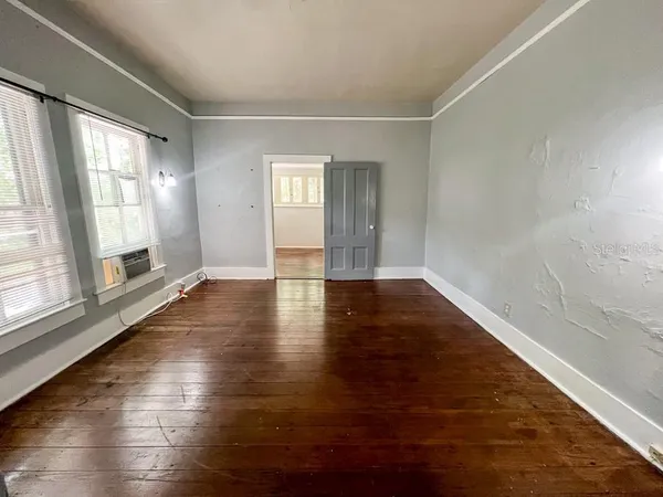 $1,200 | 312 Northeast 2nd Avenue, Unit W, Gainesville, FL 32601