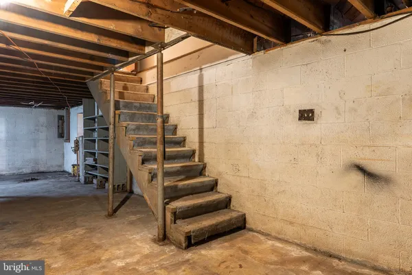 $244,900 | 11578 Blue Gray Trail, Brandywine, WV 26802