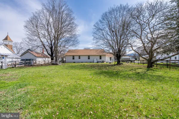 $244,900 | 11578 Blue Gray Trail, Brandywine, WV 26802