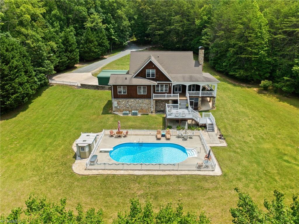 5752 Davis Road Walkertown, NC 27051 - Photo 2 of 50 Gallery Image 2