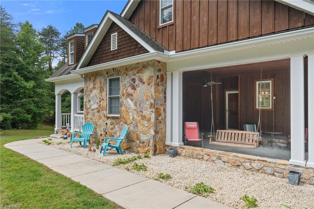 5752 Davis Road Walkertown, NC 27051 - Photo 7 of 50 Gallery Image 7