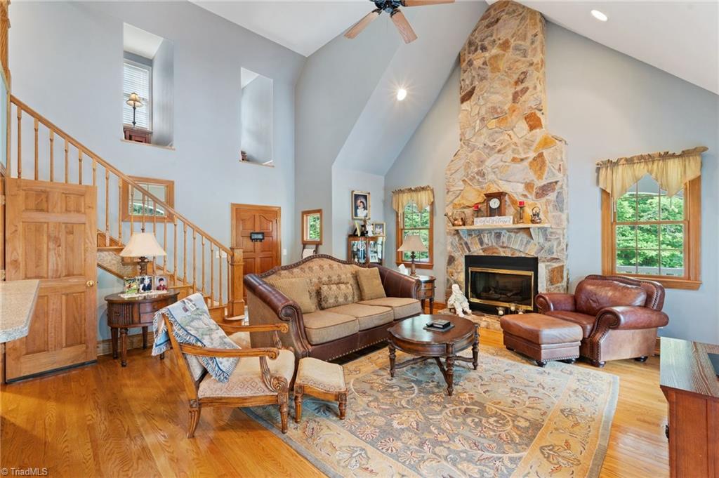 5752 Davis Road Walkertown, NC 27051 - Photo 9 of 50 Gallery Image 9