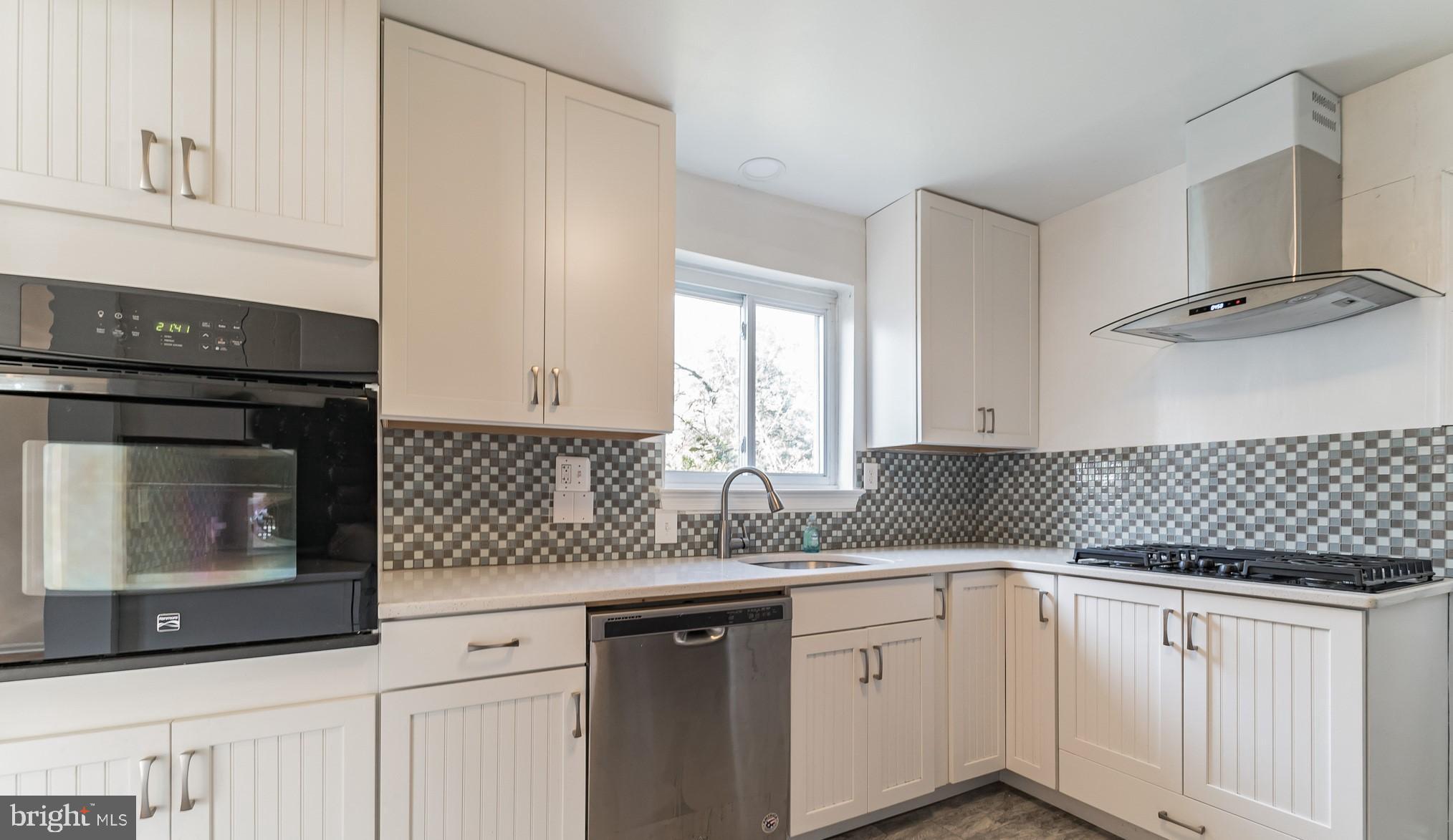 8600 Leonard Drive Silver Spring, MD 20910 - Photo 12 of 47