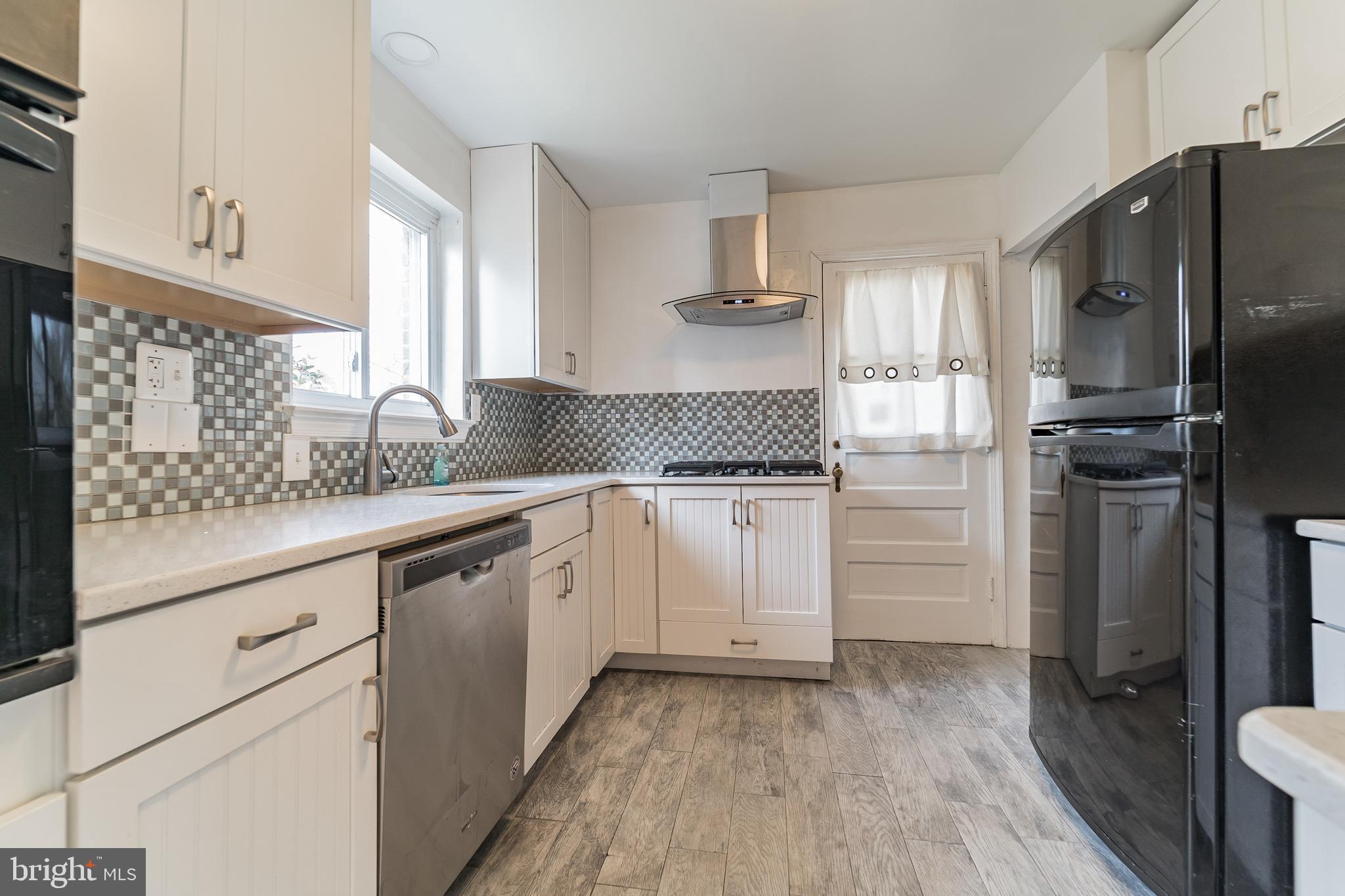 8600 Leonard Drive Silver Spring, MD 20910 - Photo 13 of 47