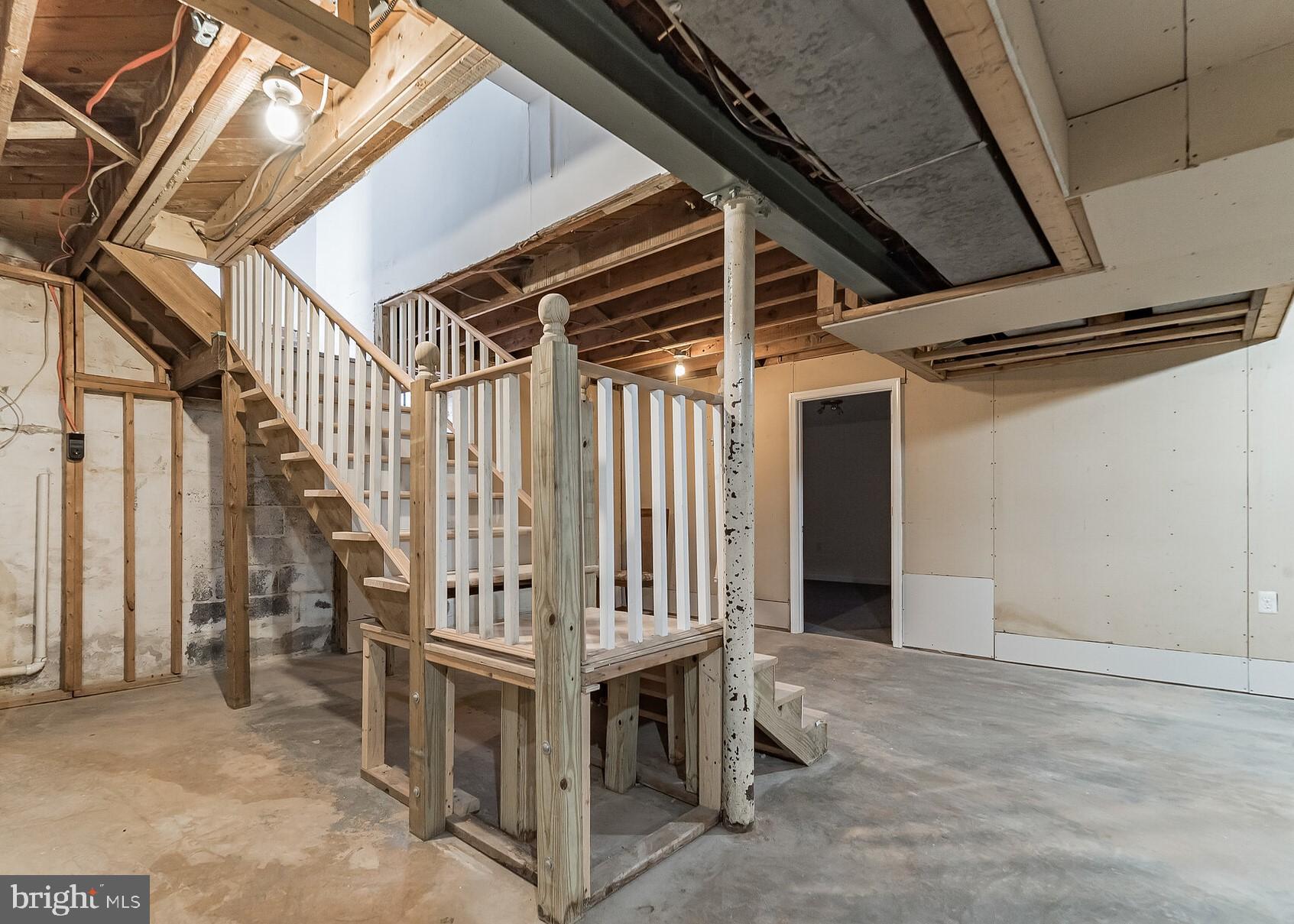 8600 Leonard Drive Silver Spring, MD 20910 - Photo 36 of 47