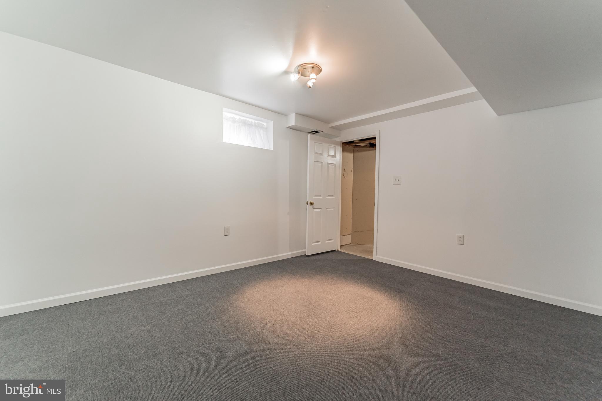 8600 Leonard Drive Silver Spring, MD 20910 - Photo 38 of 47