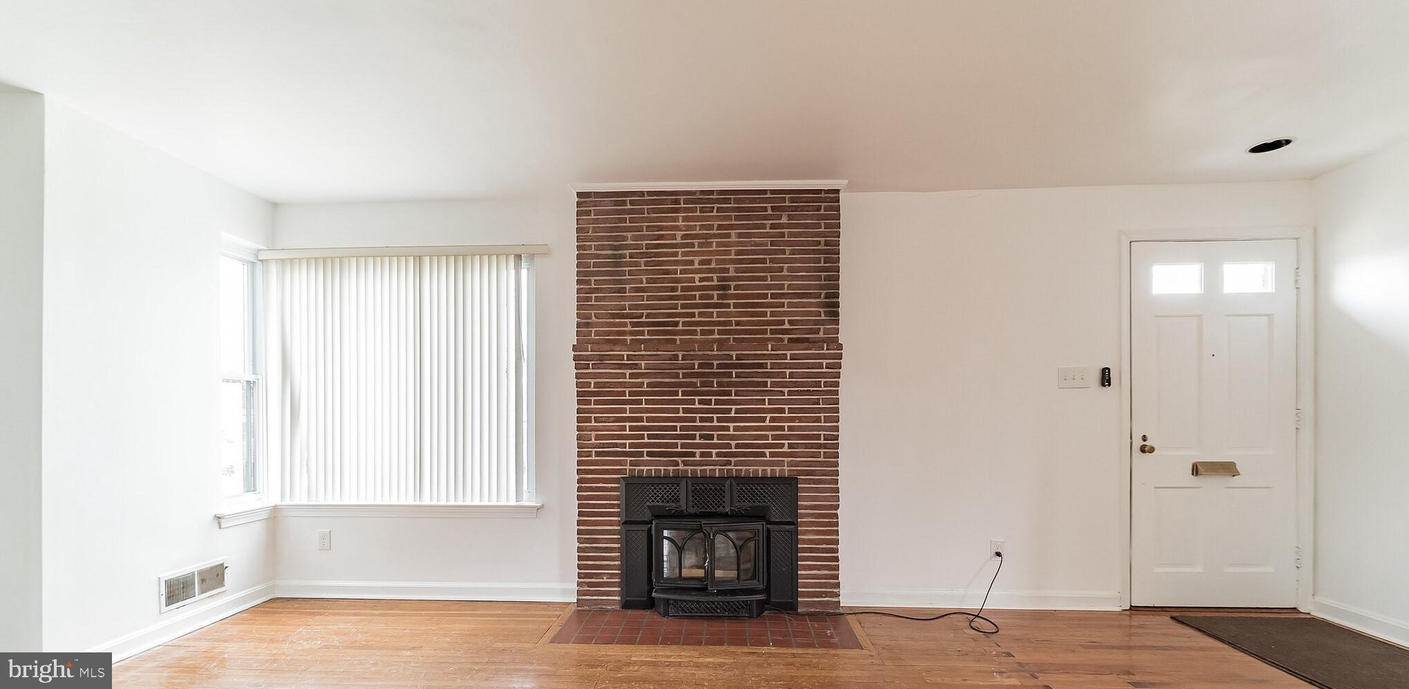 8600 Leonard Drive Silver Spring, MD 20910 - Photo 4 of 47