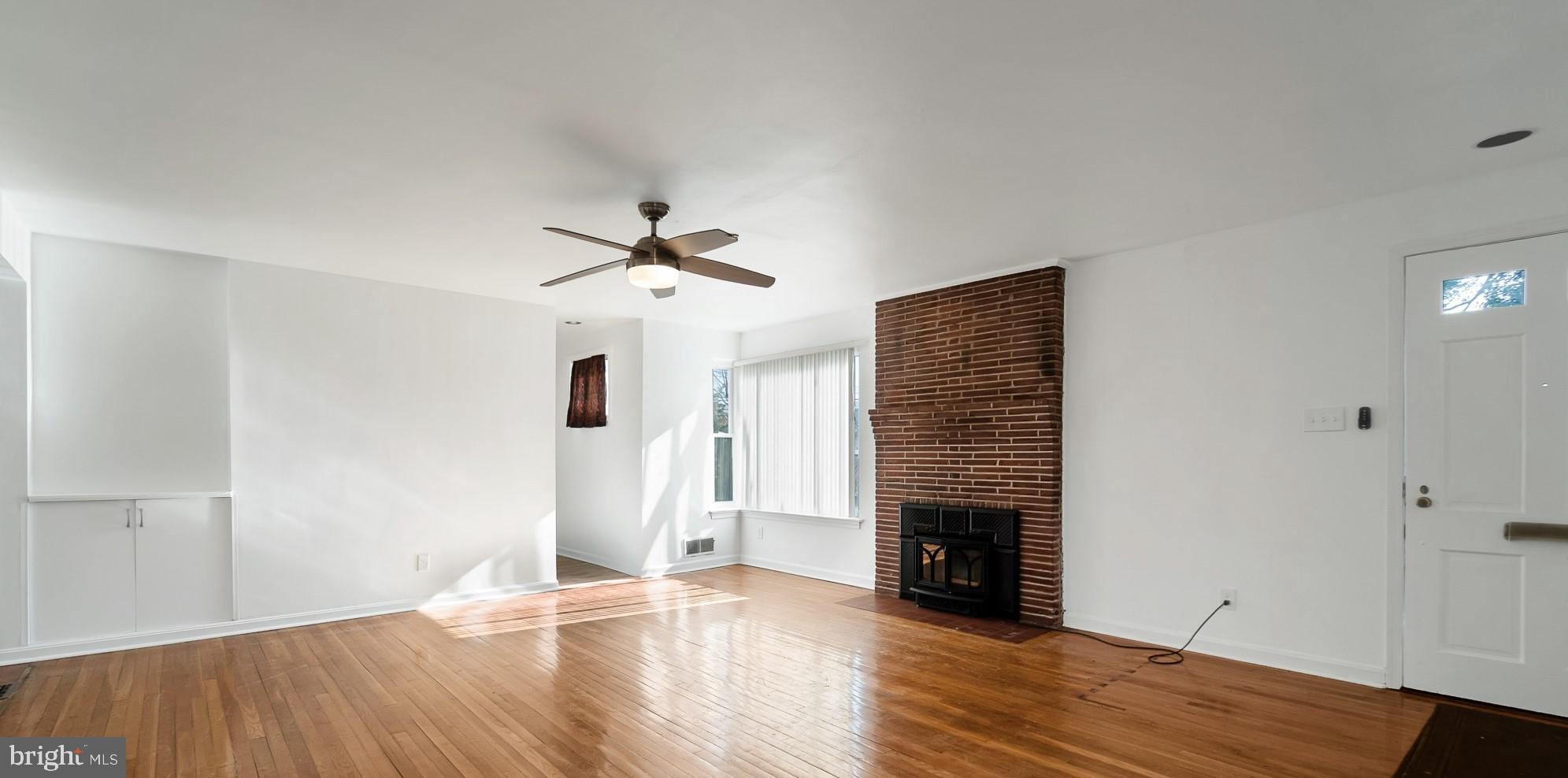 8600 Leonard Drive Silver Spring, MD 20910 - Photo 5 of 47