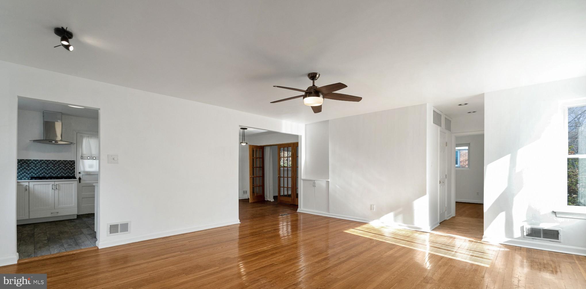 8600 Leonard Drive Silver Spring, MD 20910 - Photo 6 of 47